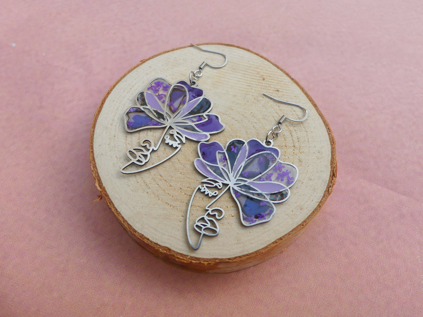 Boucles d'oreilles visage violet