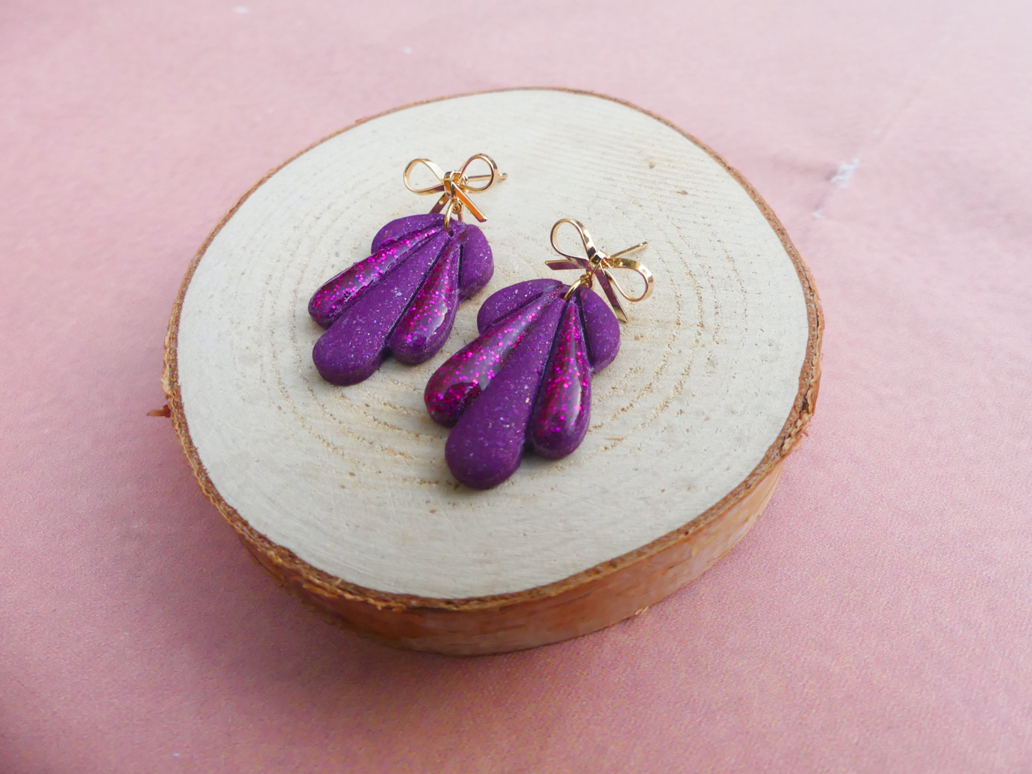 Boucles d'oreilles "Cabaret" violet